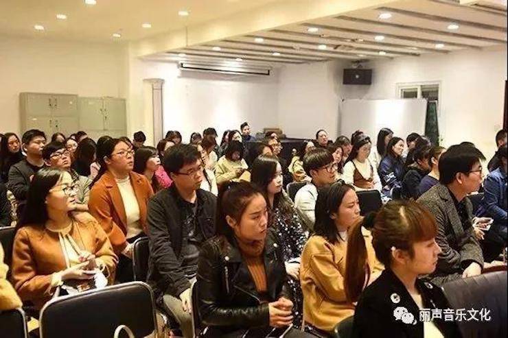利记sbobet艺术家朱楣巡讲《练琴的艺术》 —郑州站，圆满落幕！