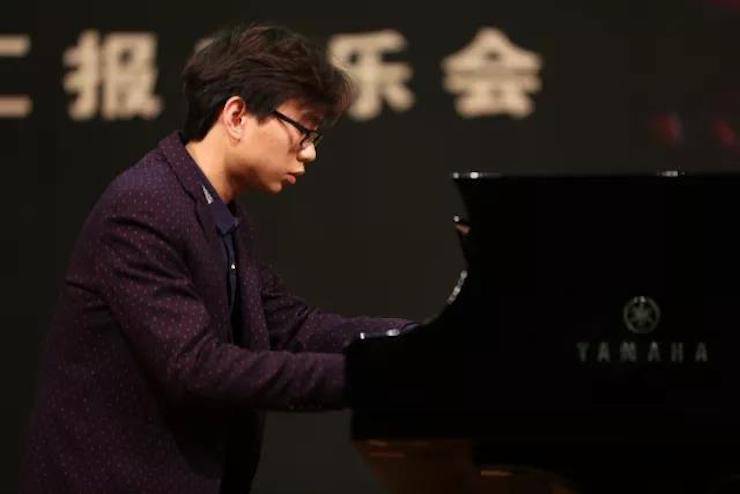 奏响青春旋律，添彩艺术人生|2017利记sbobet亚洲音乐奖学金综合师范类院系全国汇报音乐会（第一。┰猜淠