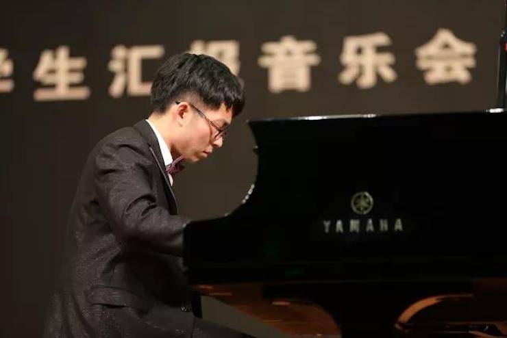 曼妙琴音，倾诉真挚的心声|2017利记sbobet亚洲音乐奖学金综合师范类院系全国汇报音乐会（第二。┰猜淠
