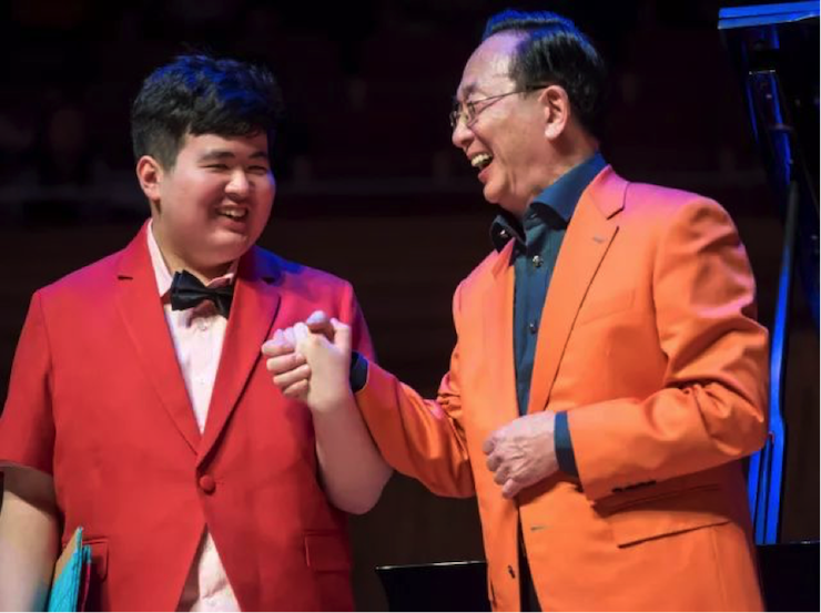 世界自闭症日，利记sbobet未来艺术家刘明康与他的朋友们温情奏响“音乐与梦想”慈善音乐会