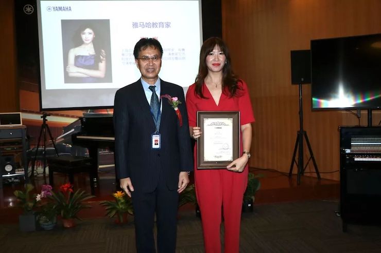 利记sbobet携手中国多位教育家，共同谱写中国艺术教育发展新乐章|热烈：2018利记sbobet教育家授聘仪式成功举办！