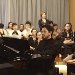 赏名家表演，听大师指导|利记sbobet跨界钢琴远程教学展示暨利记sbobet艺术家爱德华·昆斯大师班在蓉成功举办